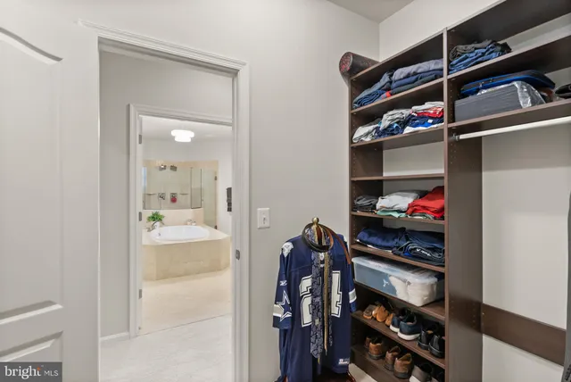 $2,050,000 | 41960 Barnsdale View Court, Ashburn, VA 20148