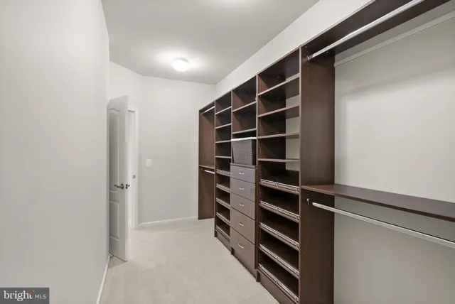 $2,050,000 | 41960 Barnsdale View Court, Ashburn, VA 20148