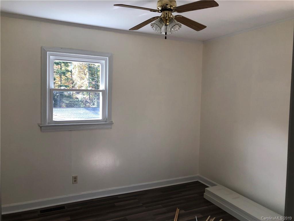 118 Ebenezer Road Old Fort, NC 28762 - Photo 22 of 30 Gallery Image 22