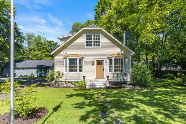 $500,000 | 20 Sunset Pass, Wilton, CT 06897