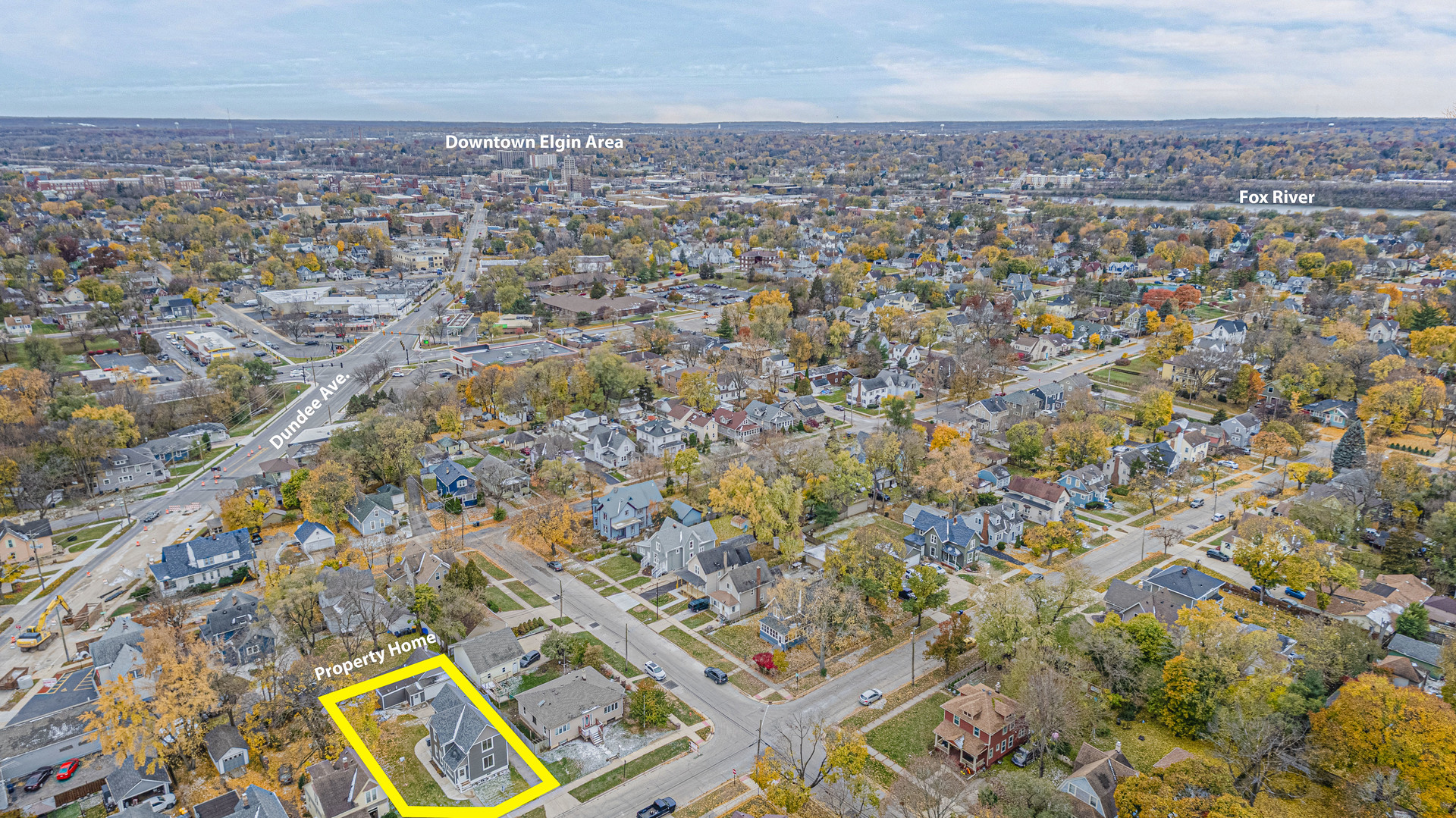 409 Algona Avenue Elgin, IL 60120 - Photo 3 of 31