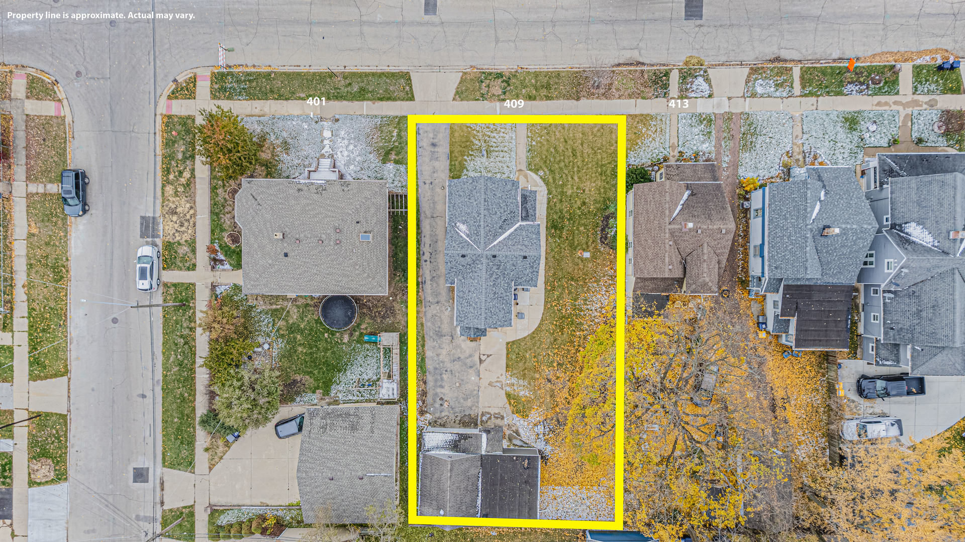 409 Algona Avenue Elgin, IL 60120 - Photo 4 of 31