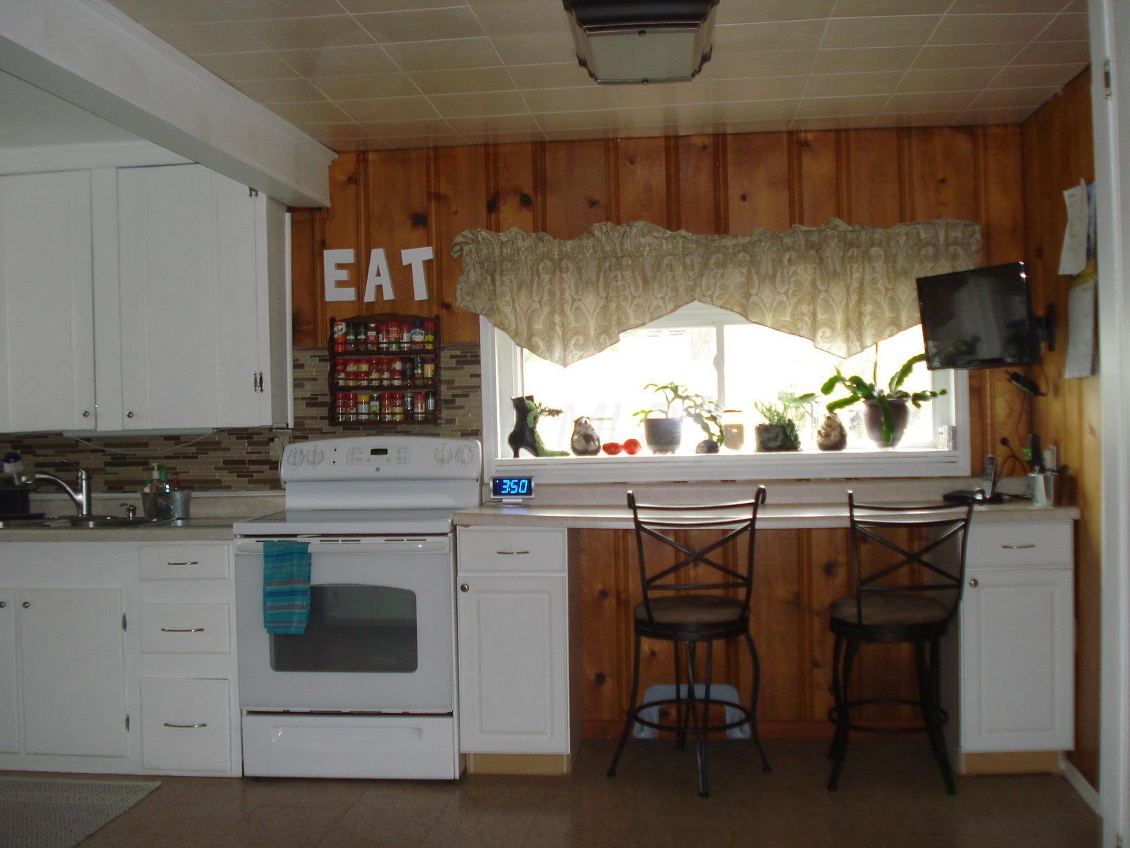 5218 Middle Urbana Road Springfield, OH 45502 - Photo 4 of 16