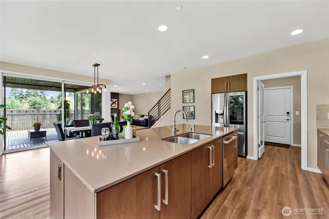 $850,000 | 10526 Southeast 277th Place, Kent, WA 98030