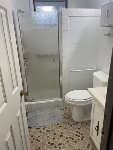 $65,000 | 300 South Ozark Street, Girard, KS 66743