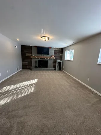 $2,800 | 2184 Cumberland Drive, Troy, MI 48085