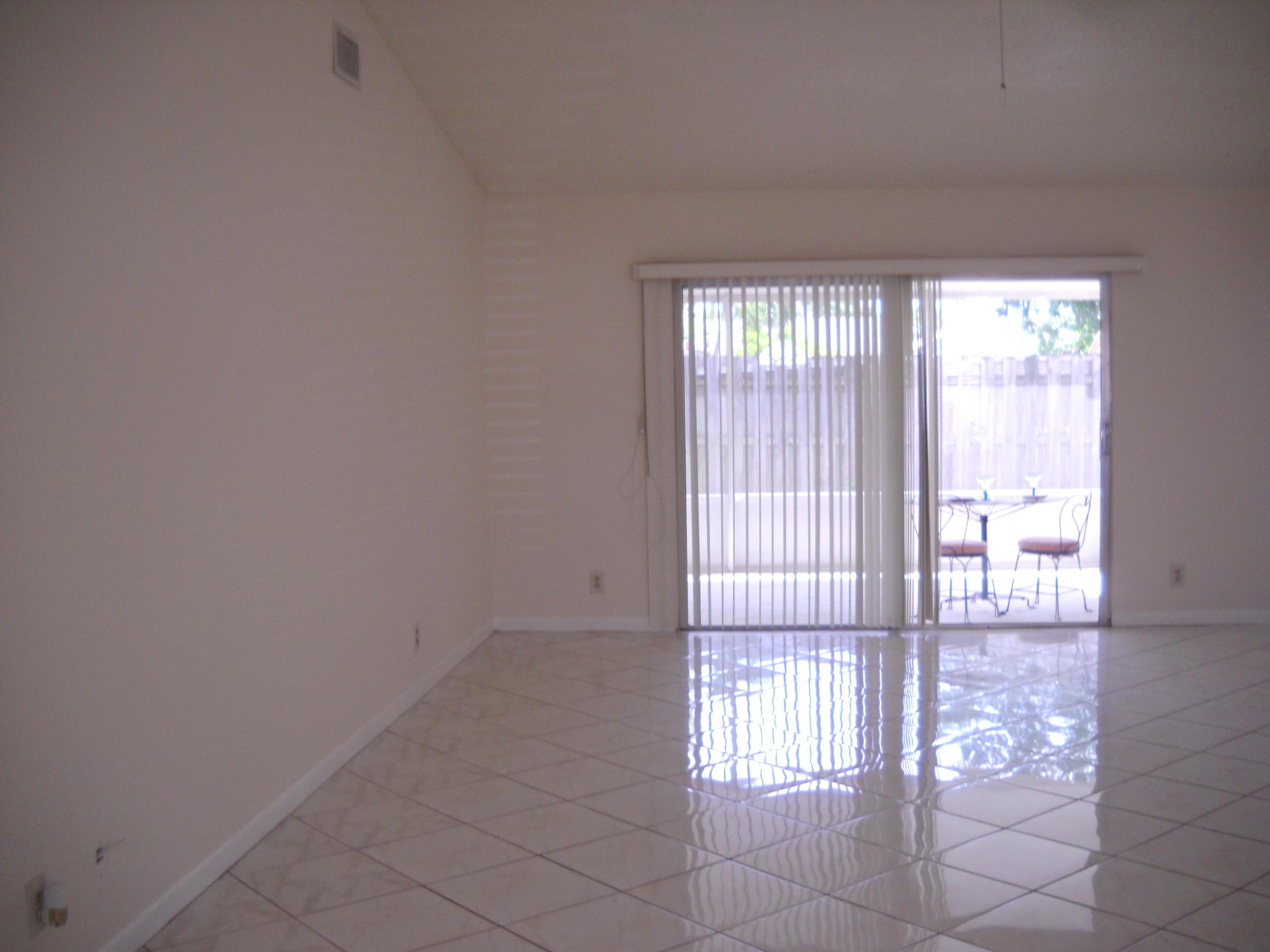 18746 Shauna Manor Drive Boca Raton, FL 33496 - Photo 3 of 20 living room