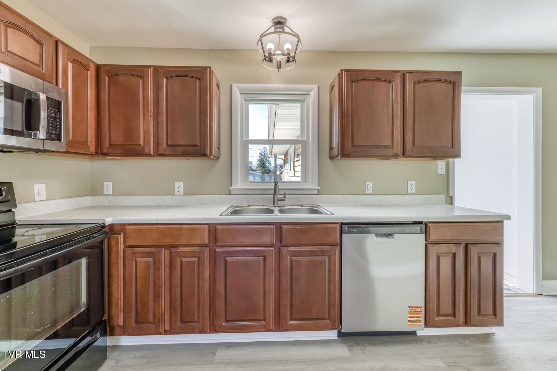1140 Foxcroft Road Bristol, VA 24201 - Photo 13 of 50 1140 Foxcroft Rd-13