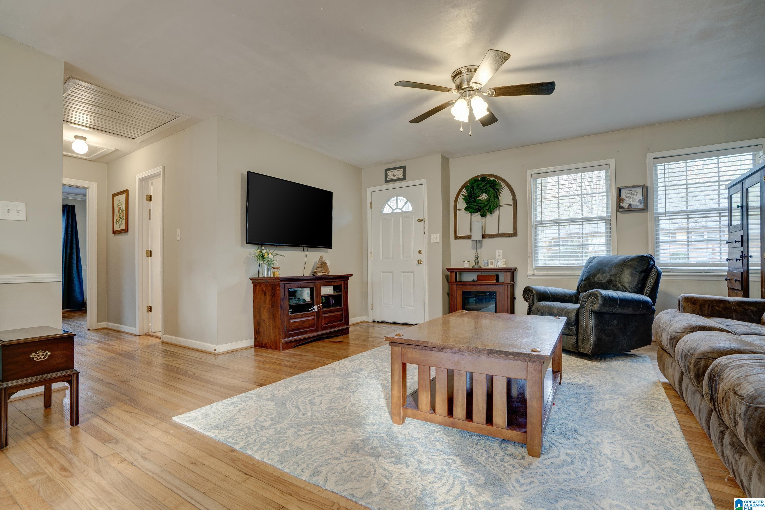 353 11th Street Alabaster, AL 35007 - Photo 6 of 25