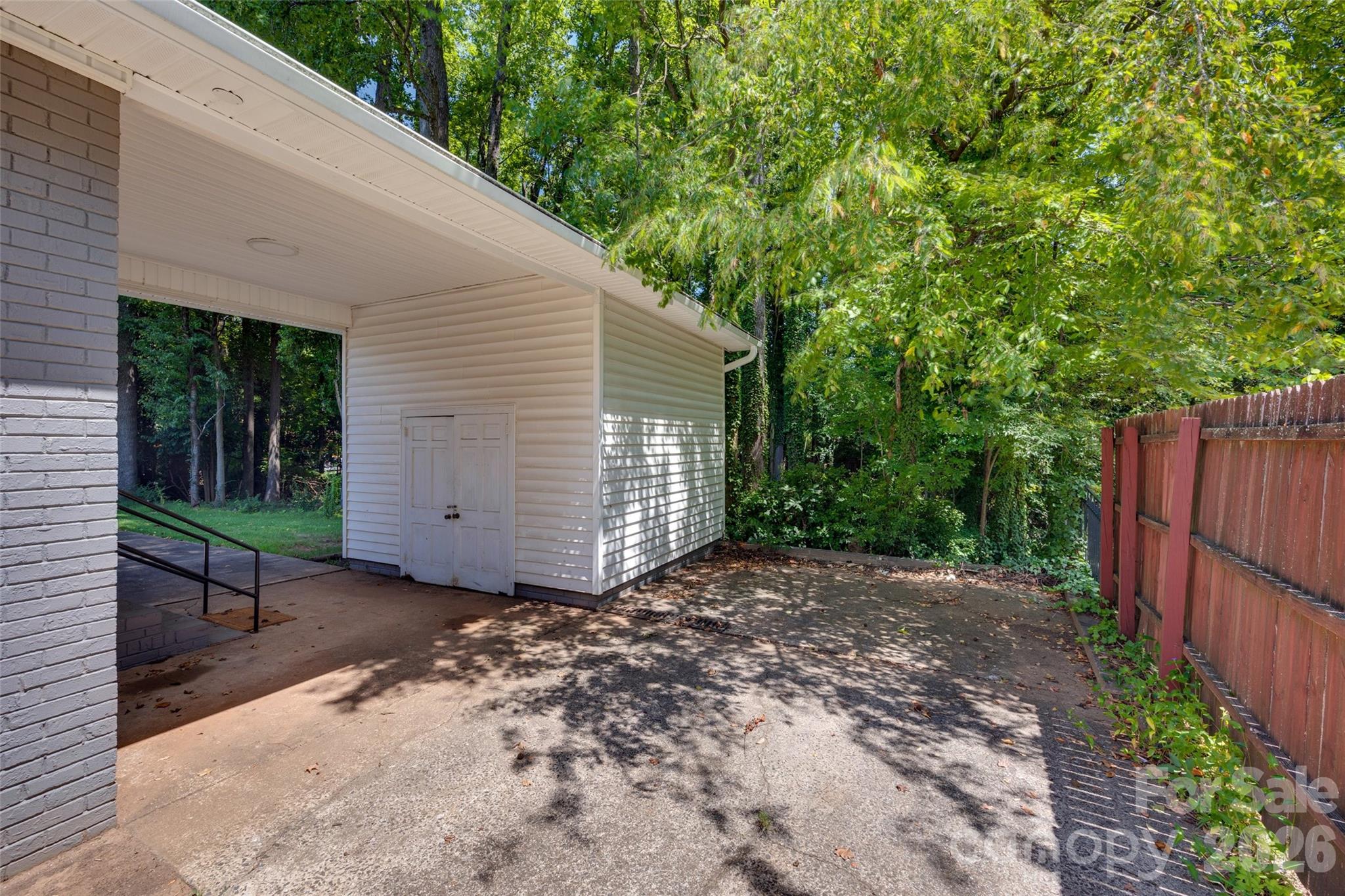 5731 Brookhaven Road Charlotte, NC 28210 - Photo 31 of 33 Gallery Image 31