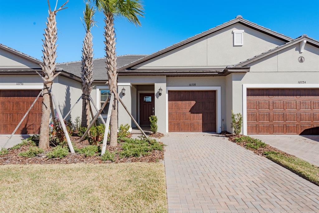 10728 Gable Dig Loop San Antonio, FL 33576 - Photo 1 of 28