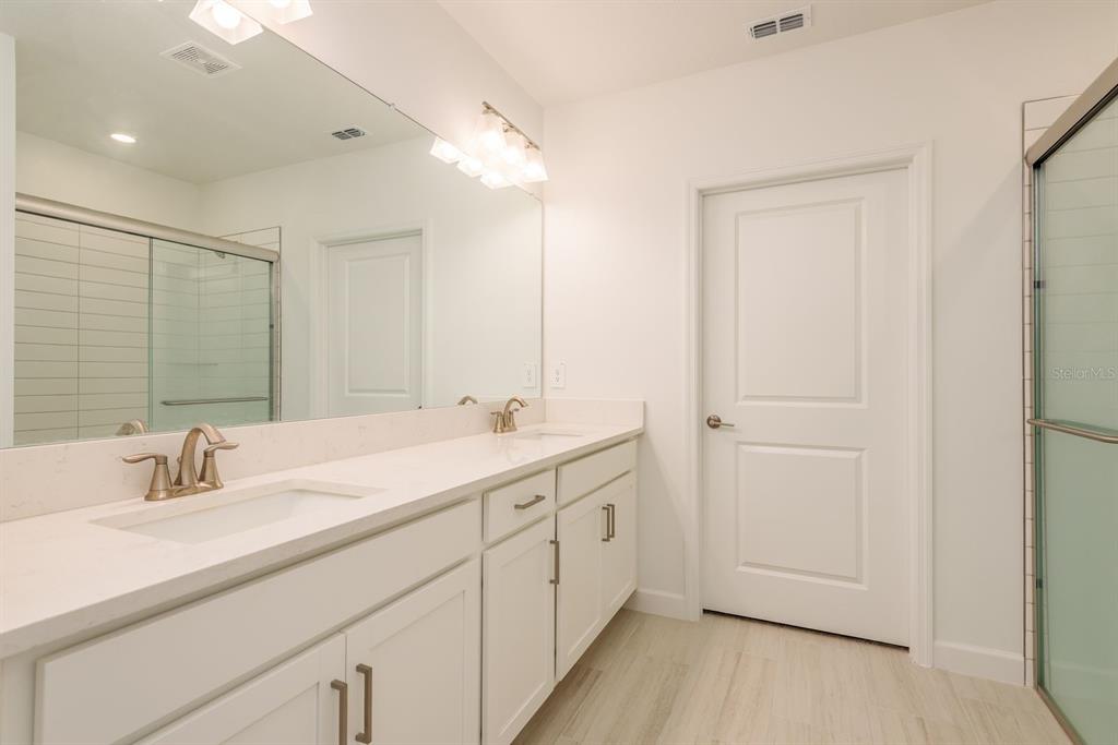 10728 Gable Dig Loop San Antonio, FL 33576 - Photo 17 of 28