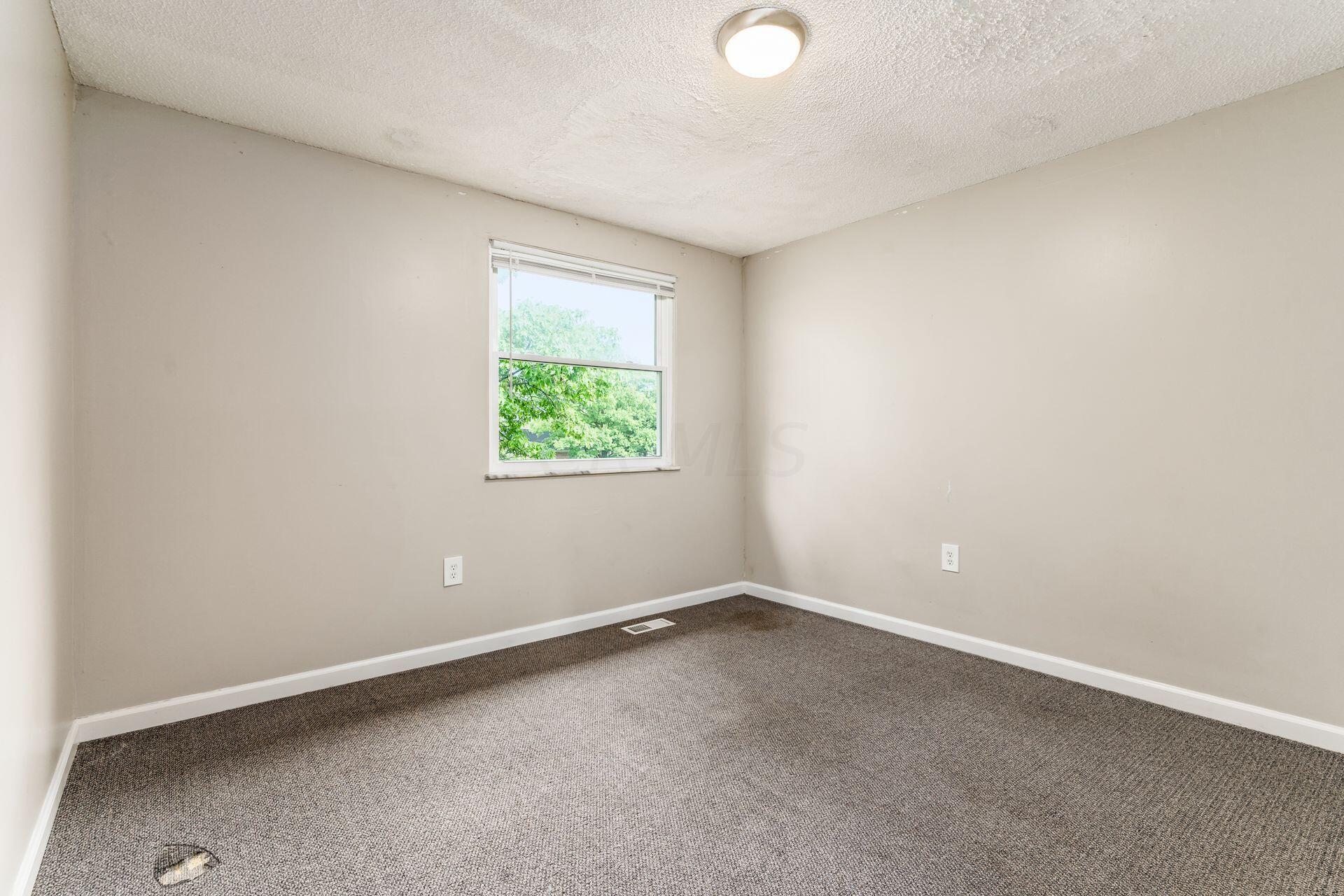 3307 Rakeford Drive Columbus, OH 43231 - Photo 15 of 24 Bed 2