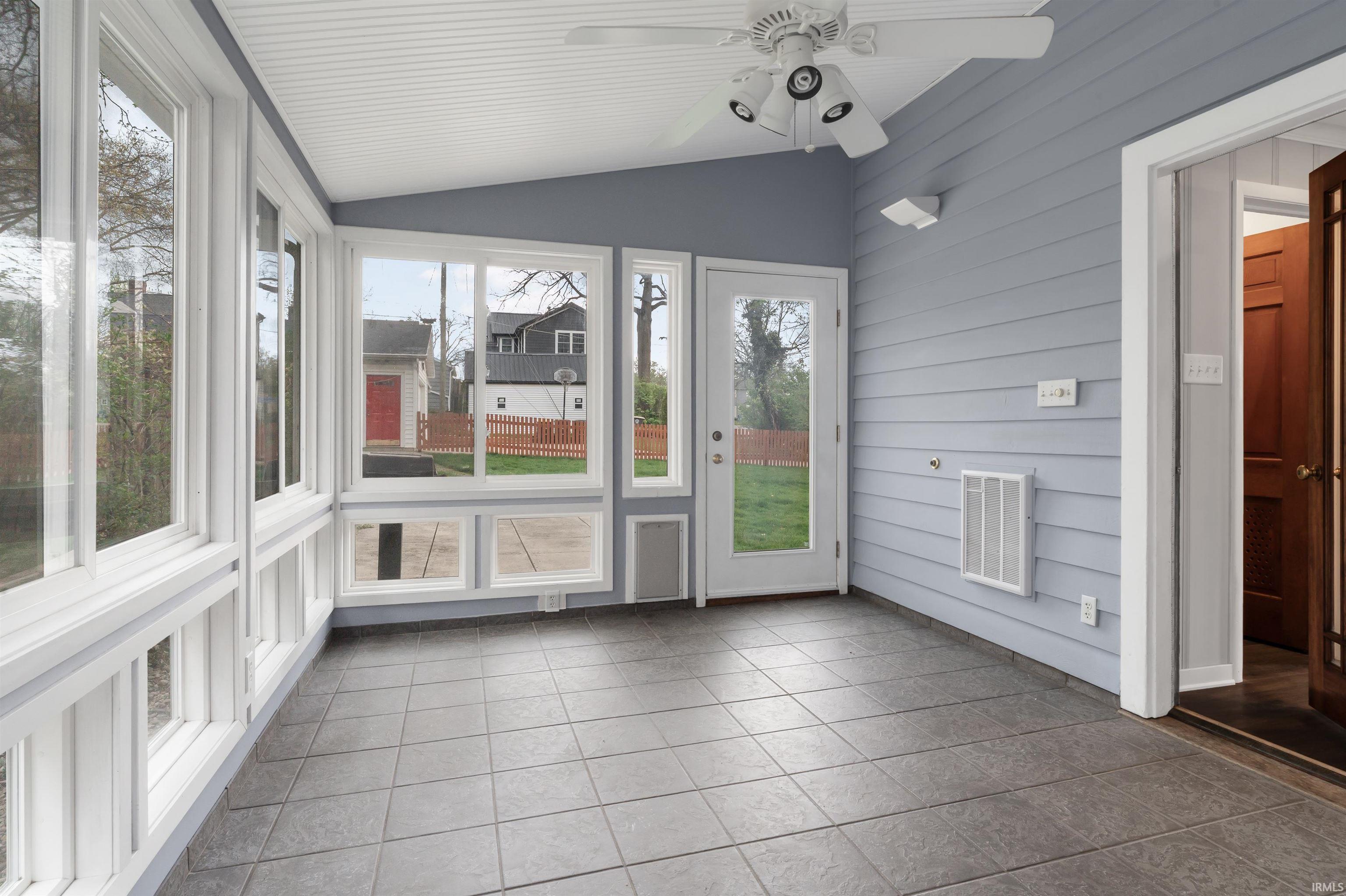 4825 Indiana Avenue Fort Wayne, IN 46807 - Photo 16 of 33