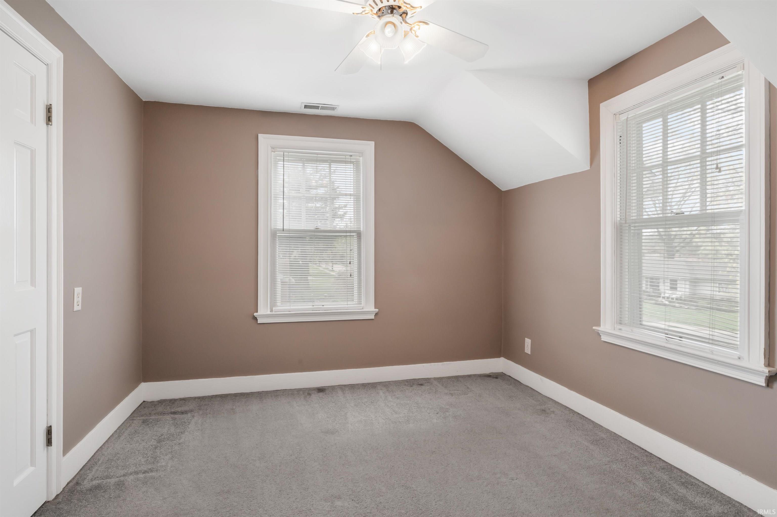 4825 Indiana Avenue Fort Wayne, IN 46807 - Photo 22 of 33