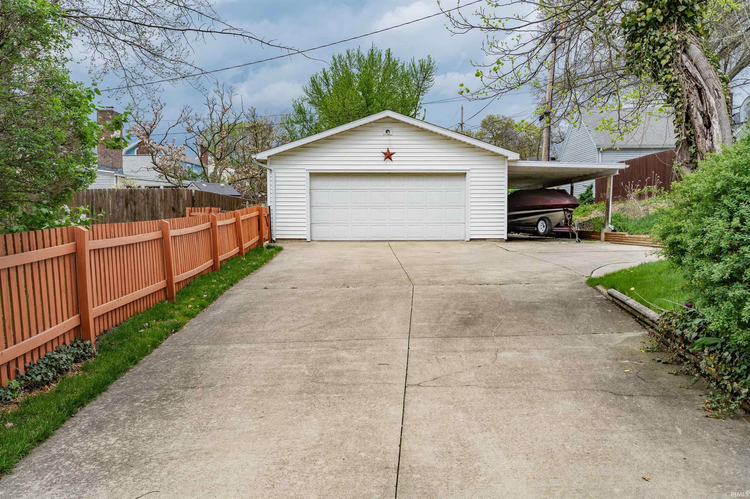 4825 Indiana Avenue Fort Wayne, IN 46807 - Photo 31 of 33