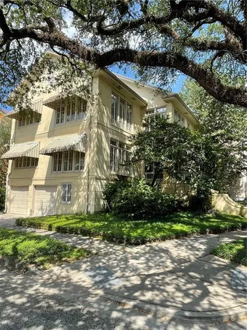 $3,200 | 5133 St Charles Avenue, New Orleans, LA 70115