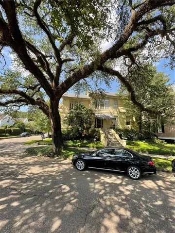 $3,200 | 5133 St Charles Avenue, New Orleans, LA 70115