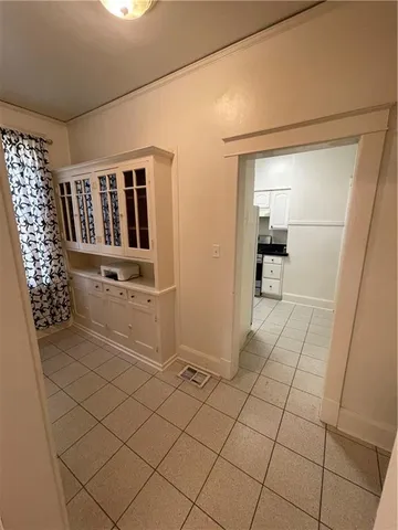 $3,200 | 5133 St Charles Avenue, New Orleans, LA 70115