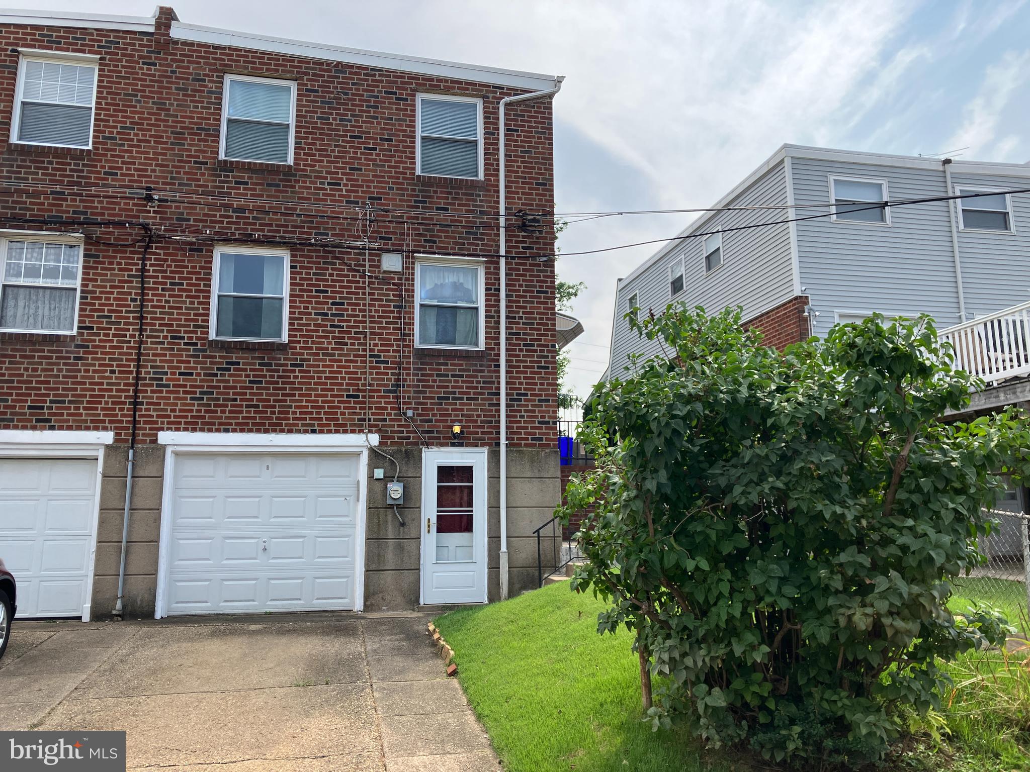 3541 Primrose Road Philadelphia, PA 19114 - Photo 3 of 11 Gallery Image 3