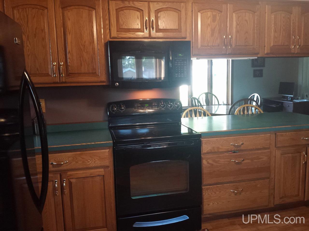 524 North 4th Street L'Anse, MI 49946 - Photo 2 of 25