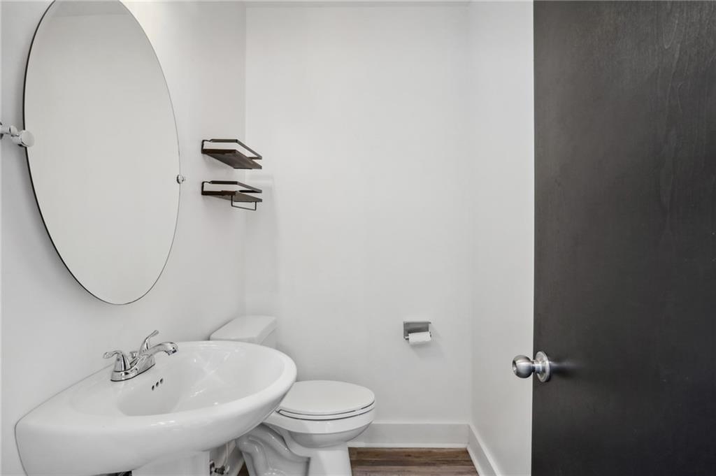 21 Skyline Way Atlanta, GA 30307 - Photo 11 of 52