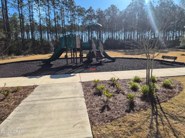 $2,250 | 460 Melrose Way, Panama City Beach, FL 32413