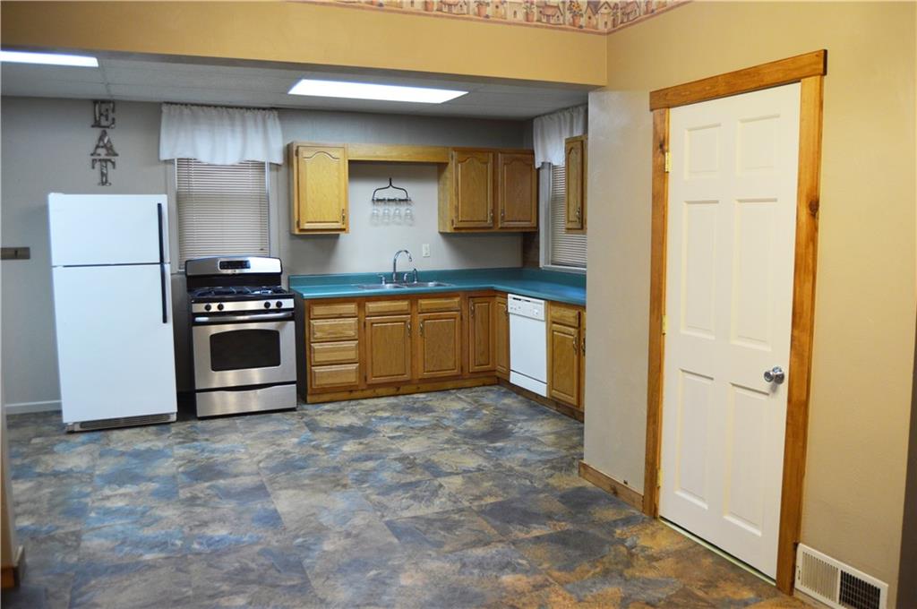 113 Riverside Drive Freeport, PA 16229 - Photo 12 of 25 Gallery Image 12