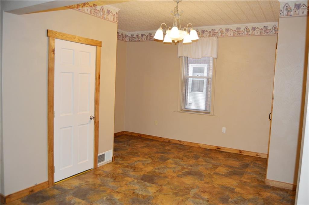 113 Riverside Drive Freeport, PA 16229 - Photo 8 of 25 Gallery Image 8
