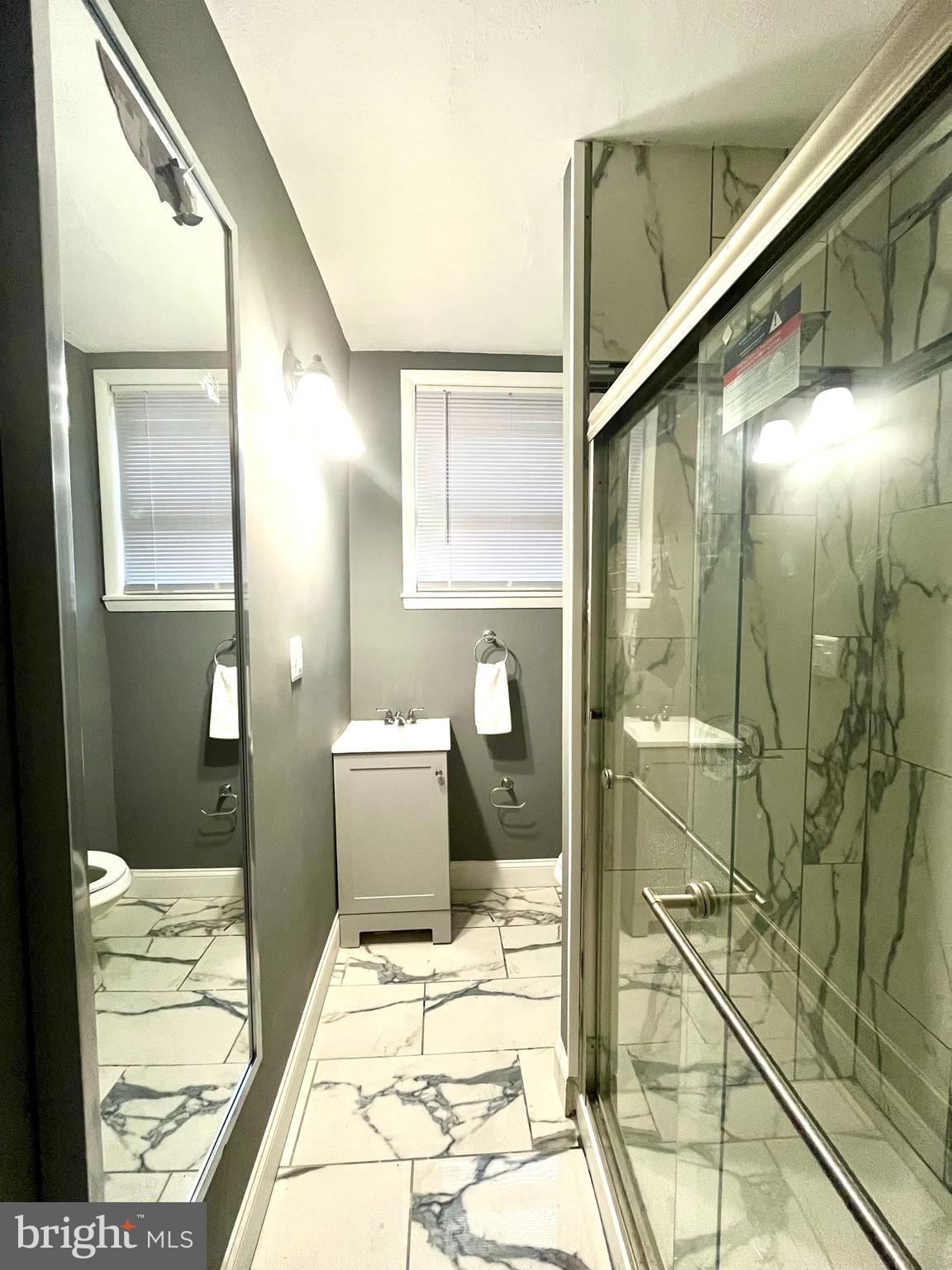 3343 Dudley Avenue Baltimore, MD 21213 - Photo 25 of 30 2nd Bathroom