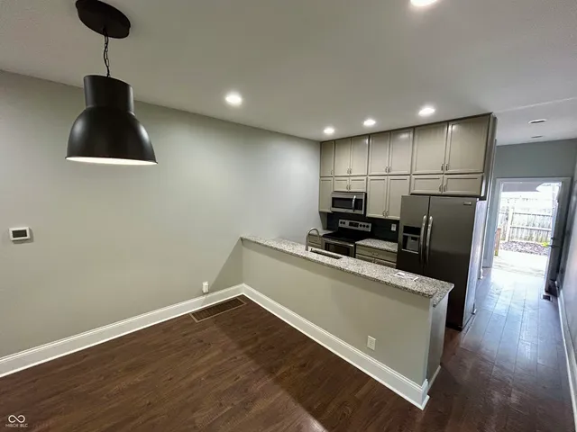 $1,575 | 1815 Woodlawn Avenue, Unit A, Indianapolis, IN 46203