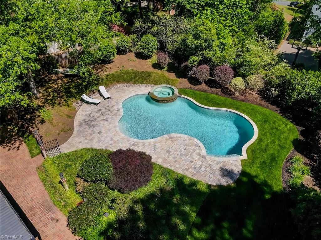 3105 St Regis Road Greensboro, NC 27408 - Photo 33 of 38