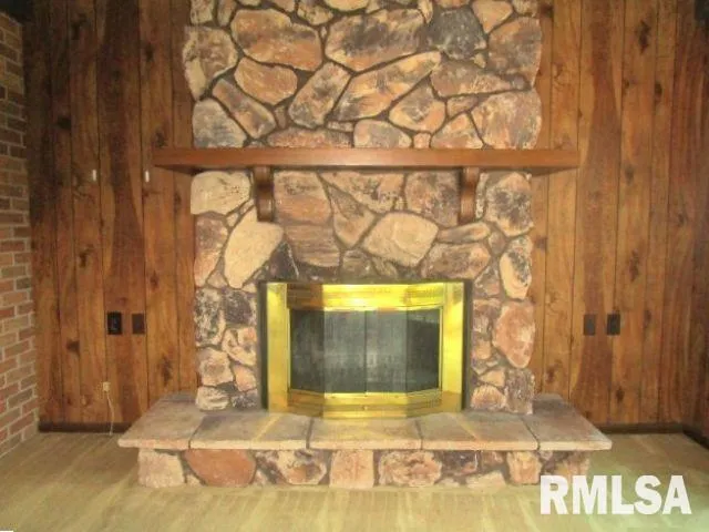 $127,057 | 205 North Sycamore Terrace, Canton, IL 61520