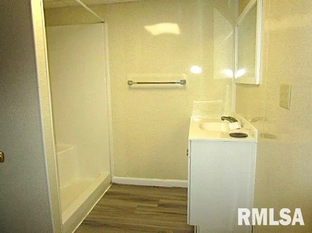 $127,057 | 205 North Sycamore Terrace, Canton, IL 61520