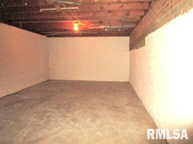 $127,057 | 205 North Sycamore Terrace, Canton, IL 61520