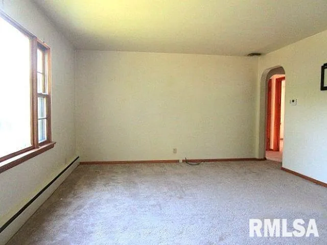 $127,057 | 205 North Sycamore Terrace, Canton, IL 61520