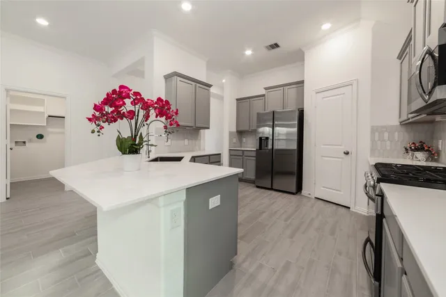 $2,090 | 2606 Ocean Pass Lane, Rosenberg, TX 77469