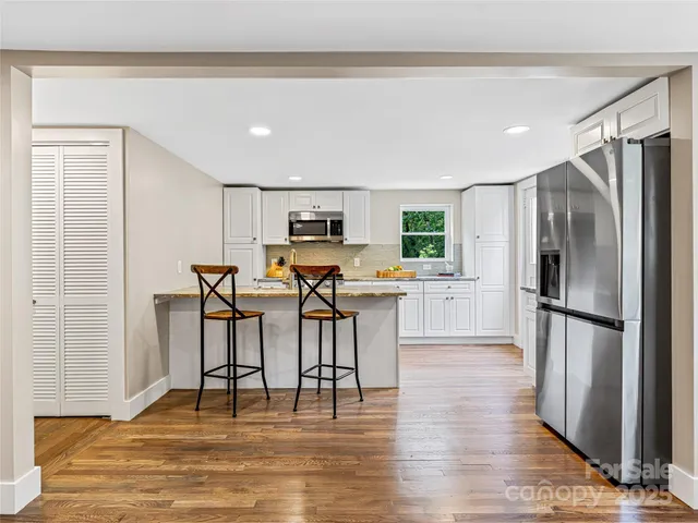 $799,000 | 162 Courtland Place, Asheville, NC 28801