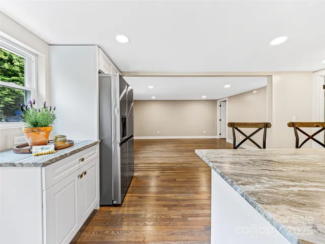 $799,000 | 162 Courtland Place, Asheville, NC 28801