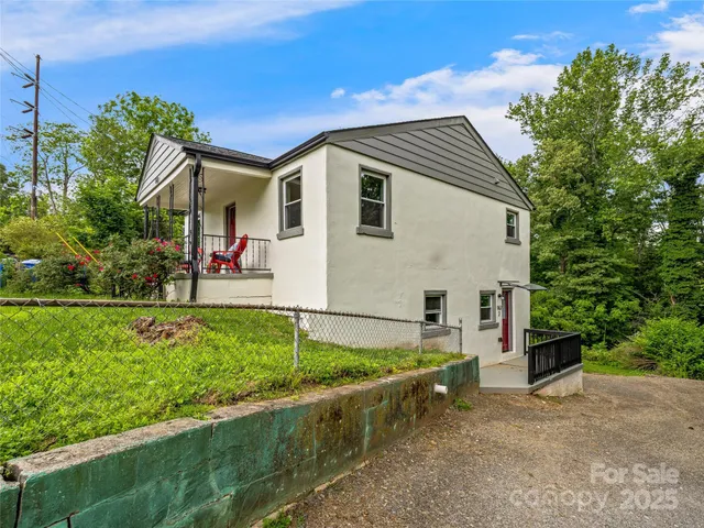 $799,000 | 162 Courtland Place, Asheville, NC 28801