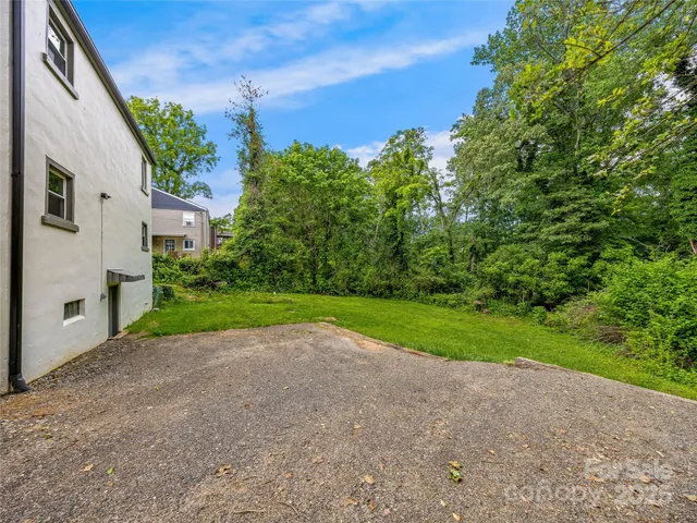 $799,000 | 162 Courtland Place, Asheville, NC 28801