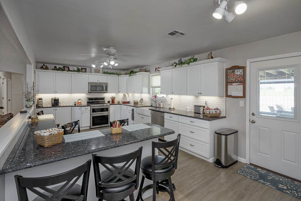 6304 South Perkins Road Stillwater, OK 74074 - Photo 11 of 29 Gallery Image 11