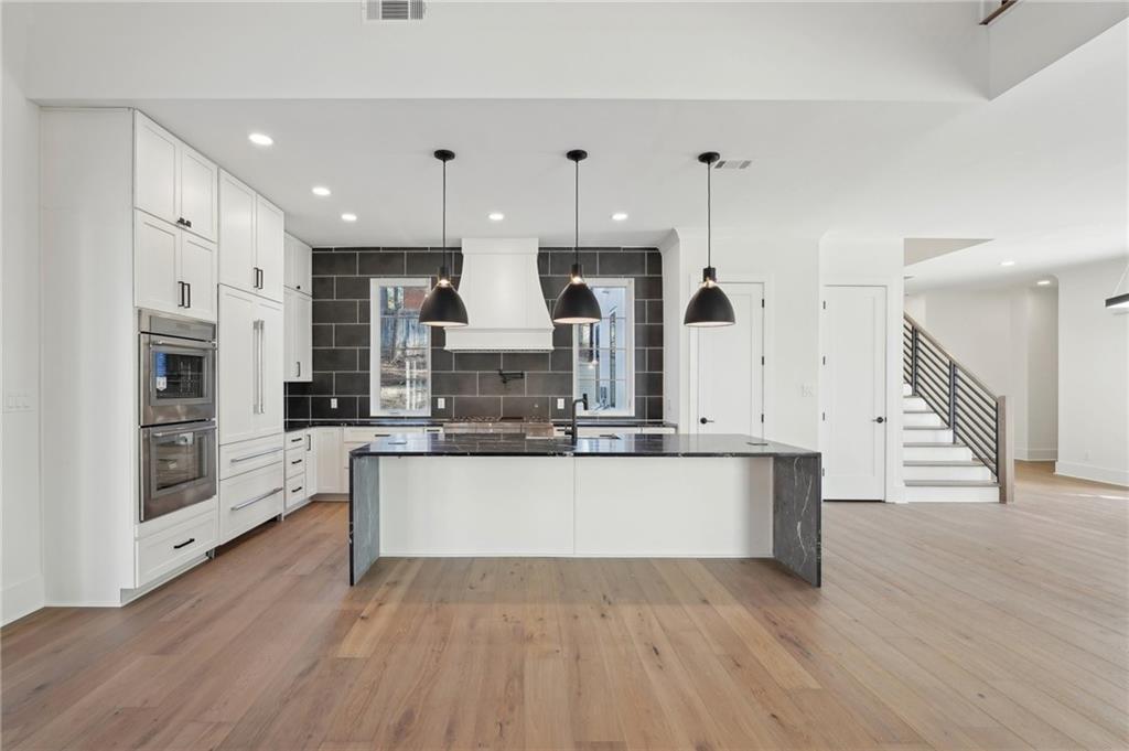 10365 Waters Road Alpharetta, GA 30022 - Photo 8 of 91