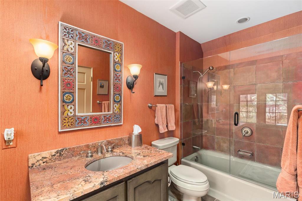 16 Picardy Lane Ladue, MO 63124 - Photo 25 of 39