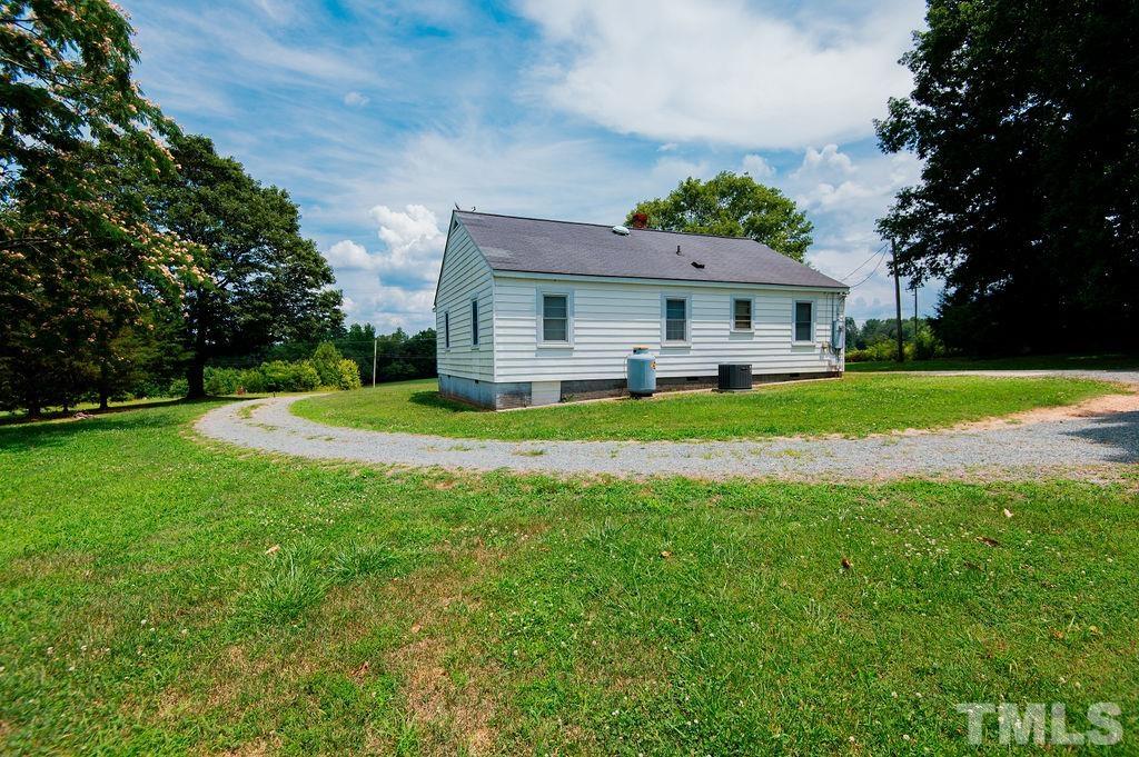 5701 Snow Camp Road Graham, NC 27253 - Photo 8 of 26 Gallery Image 8