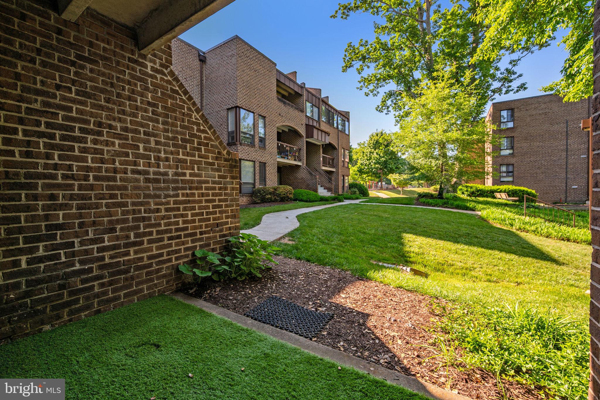 11240 Chestnut Grove Square, Unit 157 Reston, VA 20190 - Photo 6 of 57