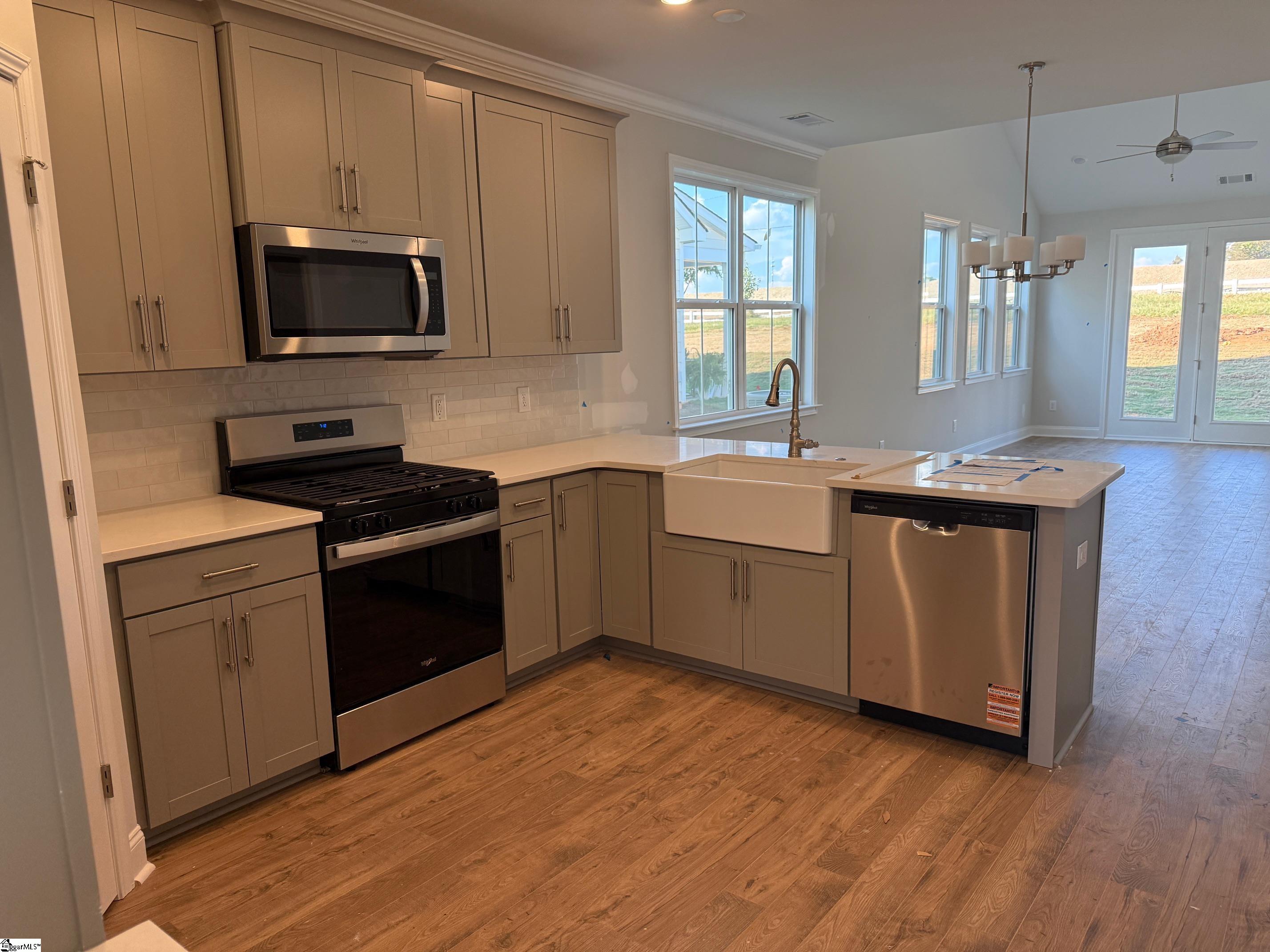 211 Lewes Avenue Simpsonville, SC 29681 - Photo 2 of 16