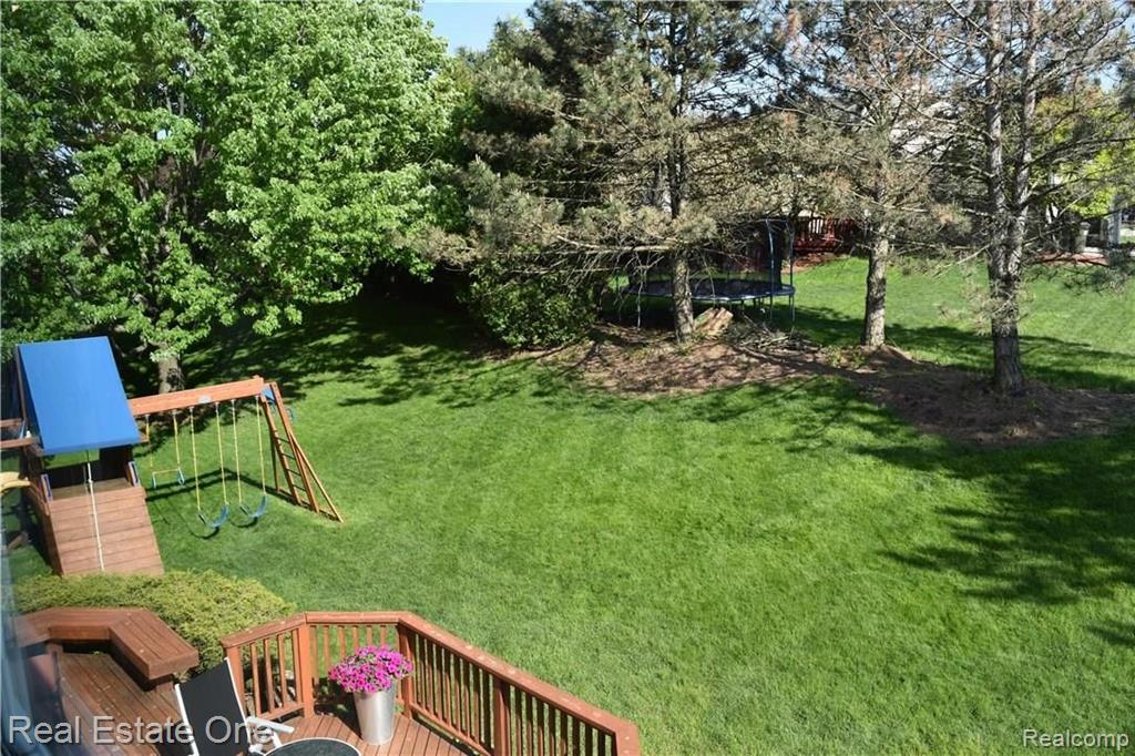 160 Parsons Lane Rochester Hills, MI 48307 - Photo 27 of 32