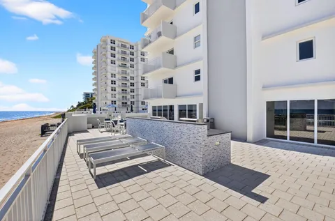 $749,900 | 4505 South Ocean Boulevard, Unit 805, Highland Beach, FL 33487