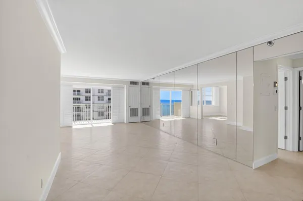 $749,900 | 4505 South Ocean Boulevard, Unit 805, Highland Beach, FL 33487